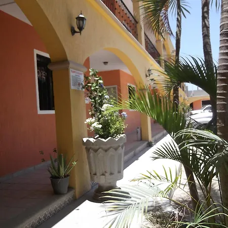 Hotel Plaza Los Arcos