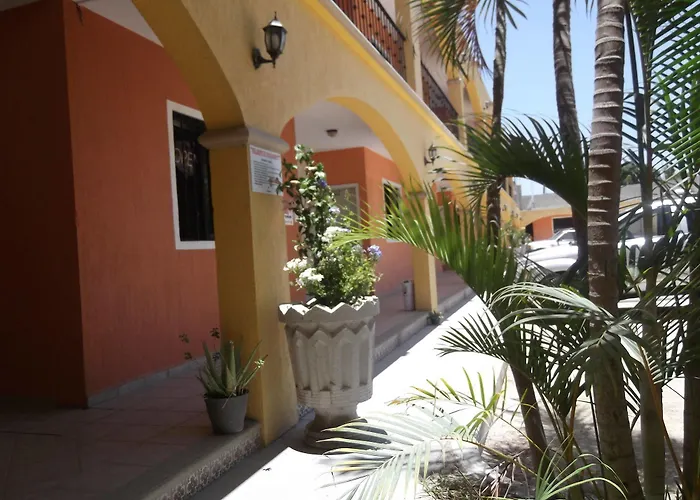Plaza Los Arcos Hotel